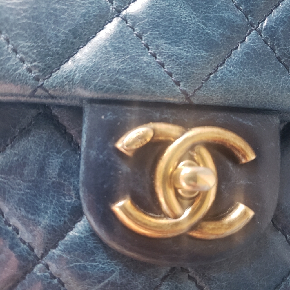 Chanel Castlerock Flap Bag - Picture 5 of 11